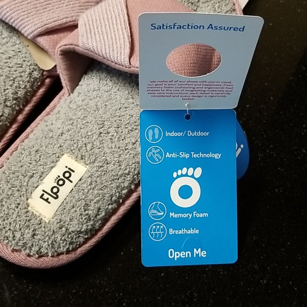 Floopi Slippers - Picture 4 of 8